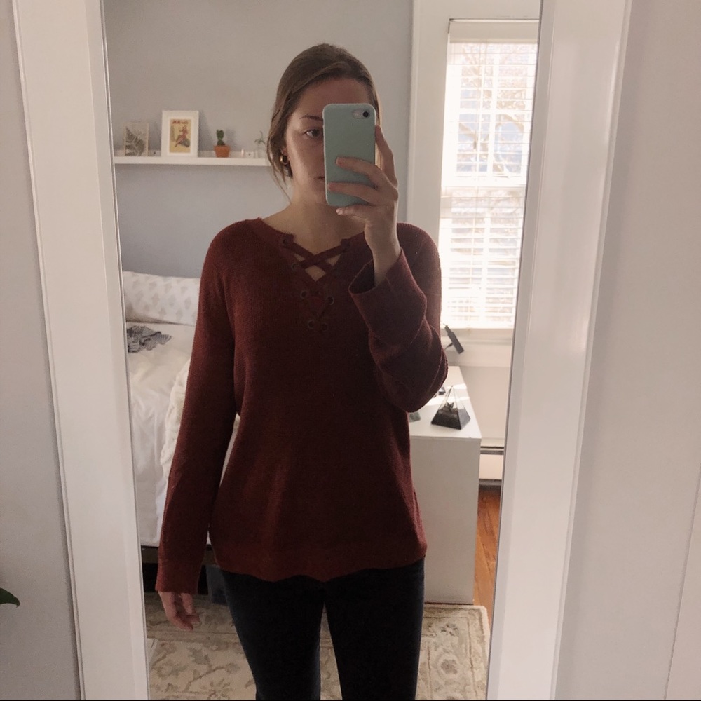 American Eagle Sweater